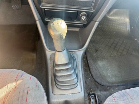 Used 1997 Geo Metro Hatchback FWD image 13
