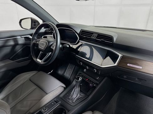 Used 2020 Audi Q3 2.0T Prestige image 30