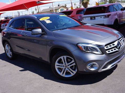 Used 2020 Mercedes-Benz GLA 250 4MATIC image 2