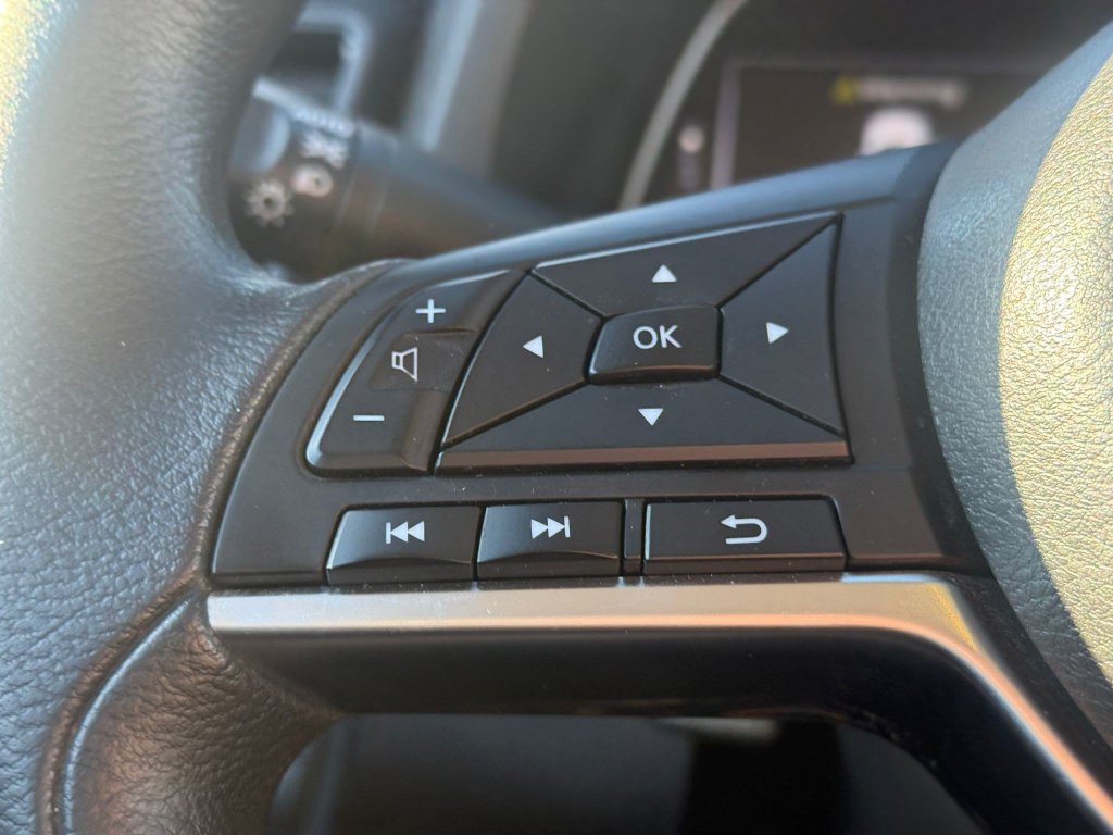 Used 2022 Nissan Leaf S FWD image 22