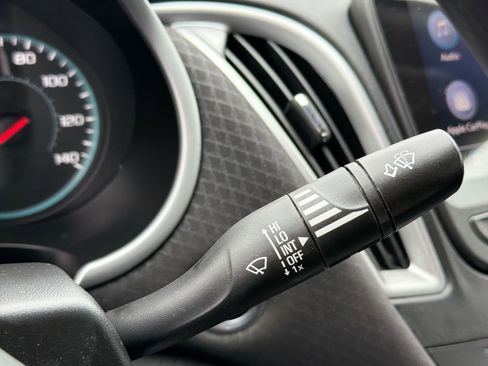 Used 2023 Chevrolet Malibu LT image 28