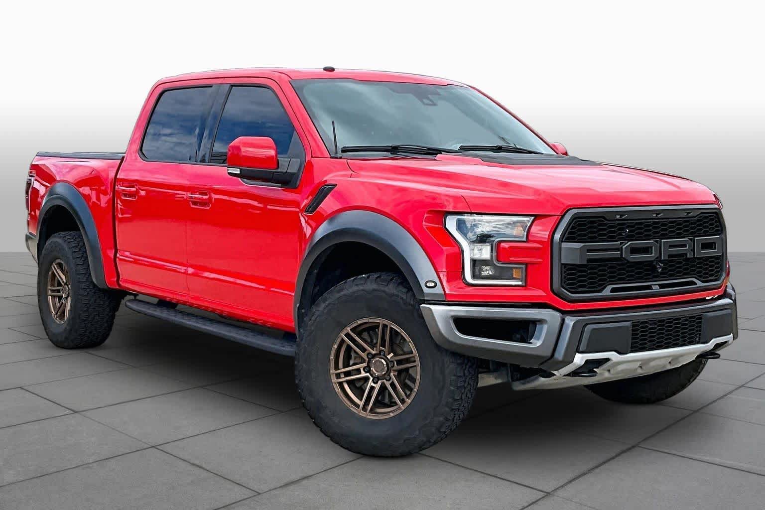 Used 2018 Ford F150 Raptor w/ Equipment Group 802A Luxury AWD/4WD image 4