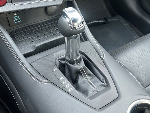 Used 2024 Ford Mustang GT Premium image 18