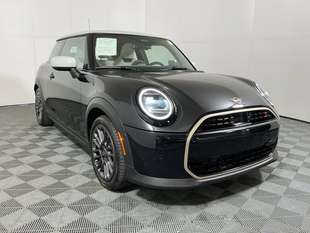 Used 2026 MINI Cooper S FWD image 4