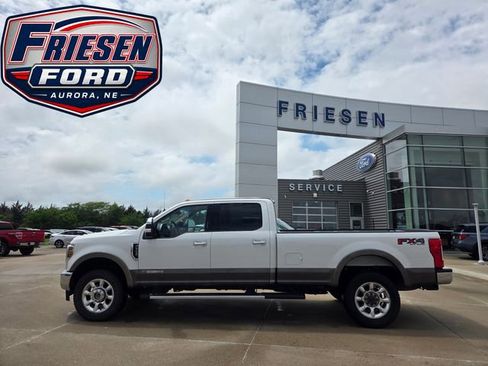 Used 2019 Ford F350 Lariat w/ Chrome Package AWD/4WD image 4