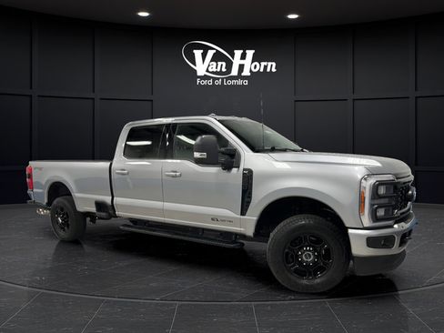 Used 2023 Ford F250 XLT w/ XLT Premium Package AWD/4WD image 1