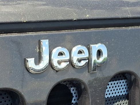 Used 2014 Jeep Wrangler Unlimited Sport w/ Quick Order Package 24S AWD/4WD image 10