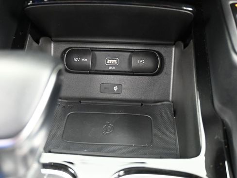 Used 2022 Kia Telluride SX w/ SX Prestige Package image 29