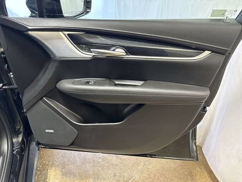 Certified 2024 Cadillac XT5 Premium Luxury AWD/4WD image 29