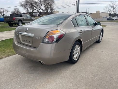 Used 2012 Nissan Altima 2.5 S FWD image 12