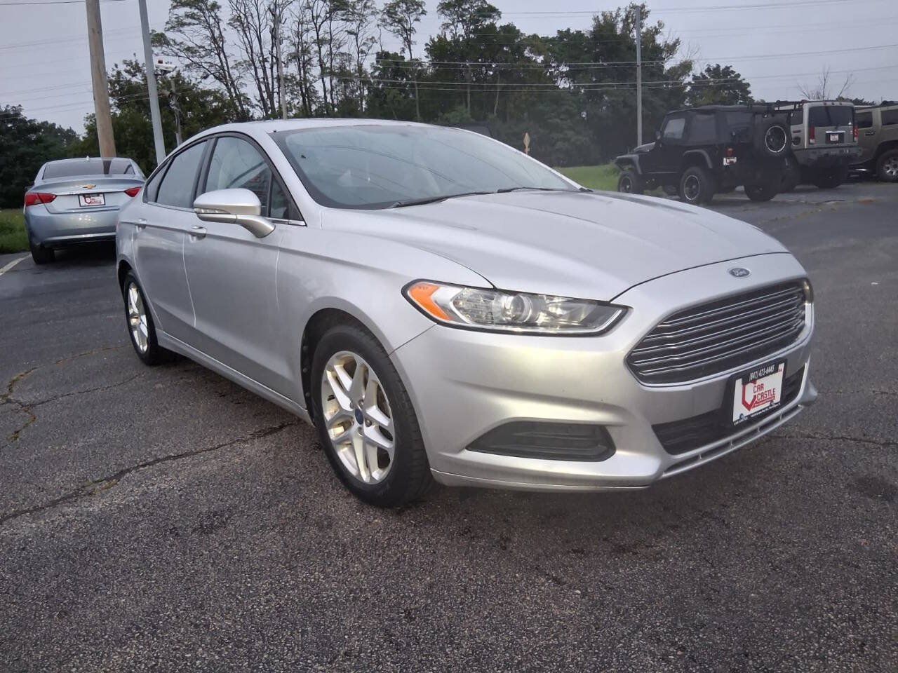Used 2013 Ford Fusion SE FWD image 3