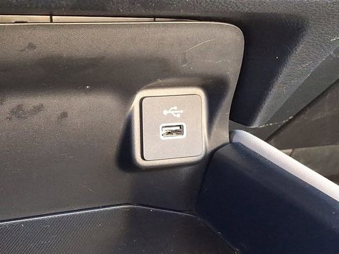 Certified 2023 Honda HR-V LX image 23