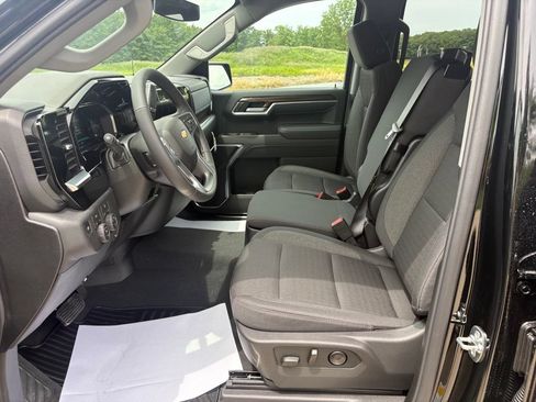New 2026 Chevrolet Silverado 1500 LT AWD/4WD image 4