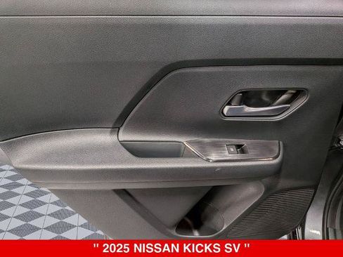 Certified 2025 Nissan Kicks SV w/ SV Premium Package AWD/4WD image 28