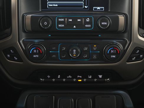 Used 2019 GMC Sierra 3500 Denali w/ Duramax Plus Package image 19