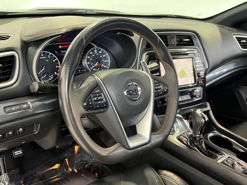 Used 2020 Nissan Maxima SR w/ Sport Mat Group image 24