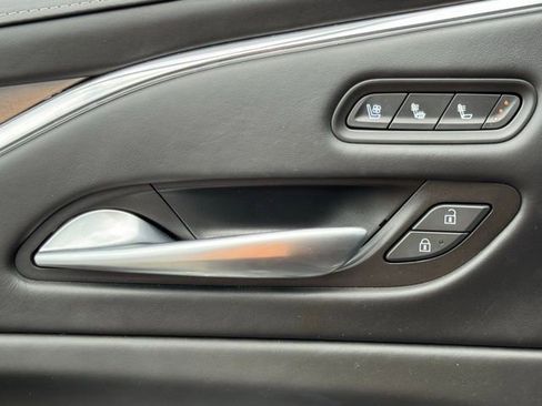 Certified 2023 Cadillac Escalade Premium Luxury Platinum image 16
