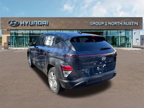 New 2026 Hyundai Kona SE image 7