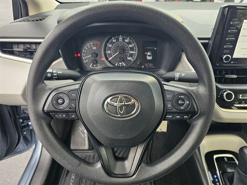 Used 2021 Toyota Corolla L image 21