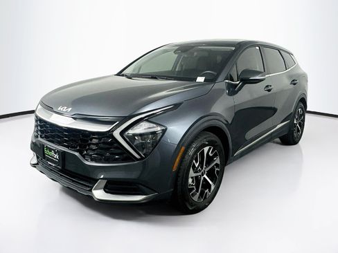 Used 2023 Kia Sportage EX FWD image 3