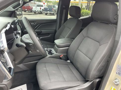 Used 2023 GMC Canyon Elevation w/ Convenience Package AWD/4WD image 11