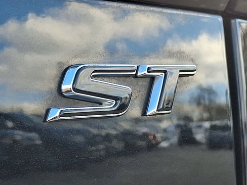 Used 2022 Buick Envision Preferred image 32