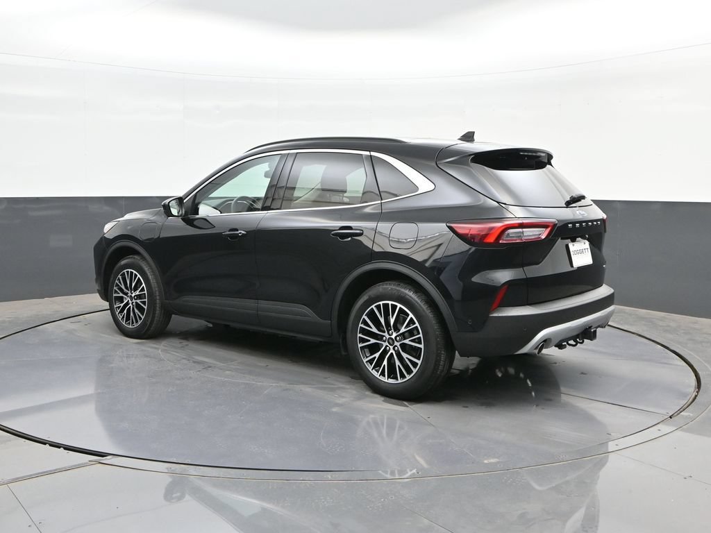 Used 2024 Ford Escape SE w/ PHEV Premium Package FWD image 5