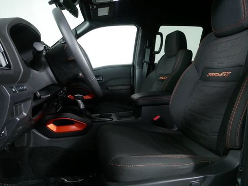 Used 2025 Nissan Frontier PRO-4X w/ Interior Protection Package AWD/4WD image 15