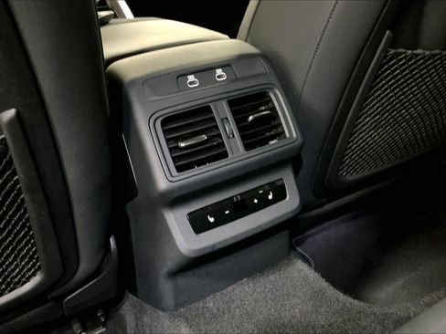 Used 2025 Audi Q5 Prestige image 35