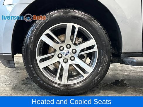 Used 2024 Ford Expedition Max Limited AWD/4WD image 12