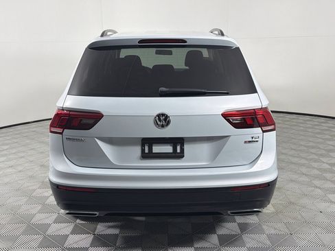 Used 2018 Volkswagen Tiguan S w/ 3rd Row Seat Package AWD/4WD image 6