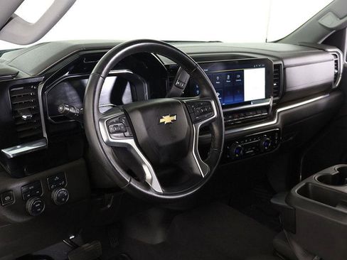 Used 2023 Chevrolet Silverado 1500 LT image 25