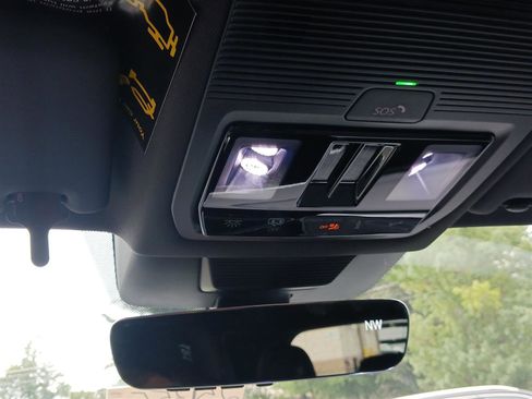 New 2025 Volkswagen Tiguan SE R-Line image 26