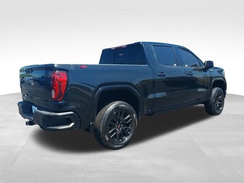 Used 2022 GMC Sierra 1500 Elevation w/ Elevation Premium Package AWD/4WD image 8