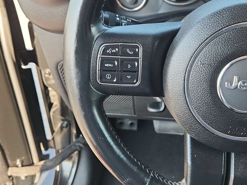Used 2014 Jeep Wrangler Unlimited Sport w/ Quick Order Package 24S AWD/4WD image 15