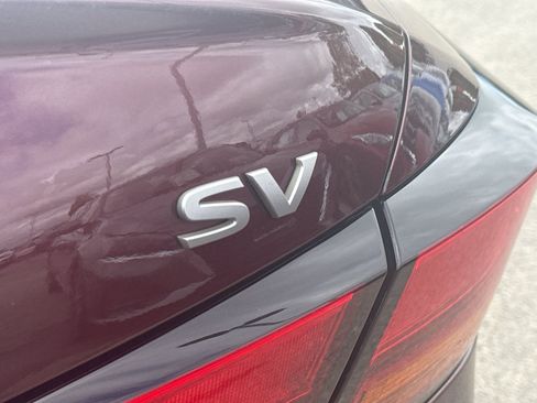 Certified 2024 Nissan Altima 2.5 SV w/ SV Premium Package FWD image 8