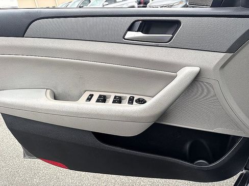 Used 2018 Hyundai Sonata SEL FWD image 21