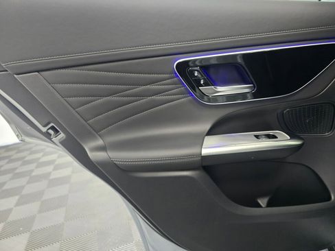 New 2026 Mercedes-Benz GLC 350e 4MATIC image 19