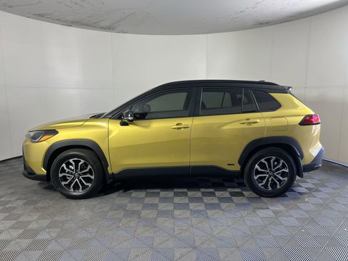 Used 2024 Toyota Corolla Cross SE image 7