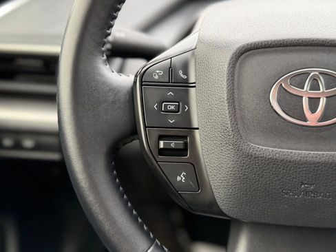 Used 2024 Toyota Prius LE image 10