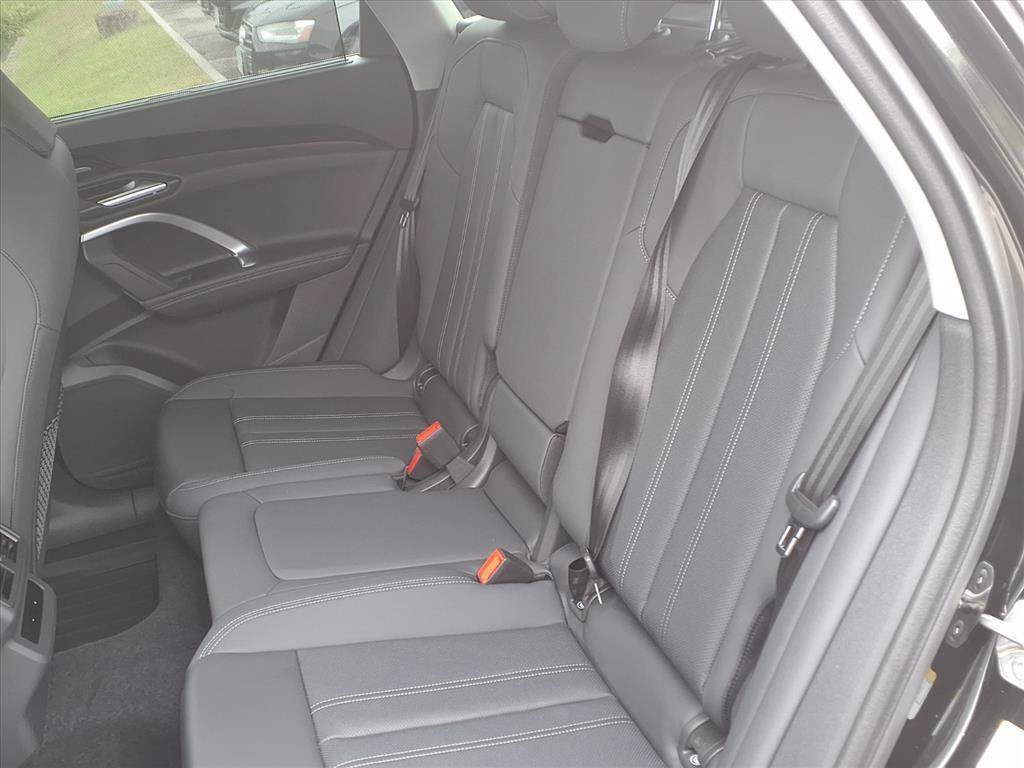Used 2025 Audi Q5 Premium Plus AWD/4WD image 9