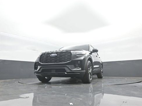 New 2026 Ford Explorer ST-Line w/ ST-Line Street Pack image 33