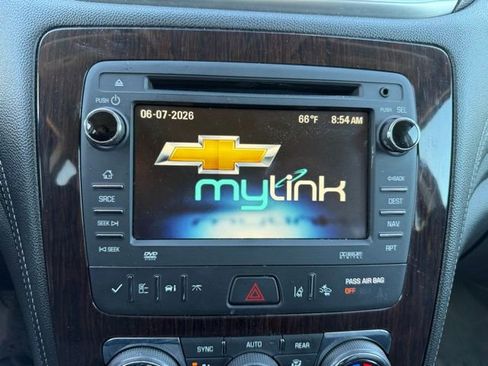 Used 2015 Chevrolet Traverse LTZ w/ LPO, 'HIT The Road' Package AWD/4WD image 12