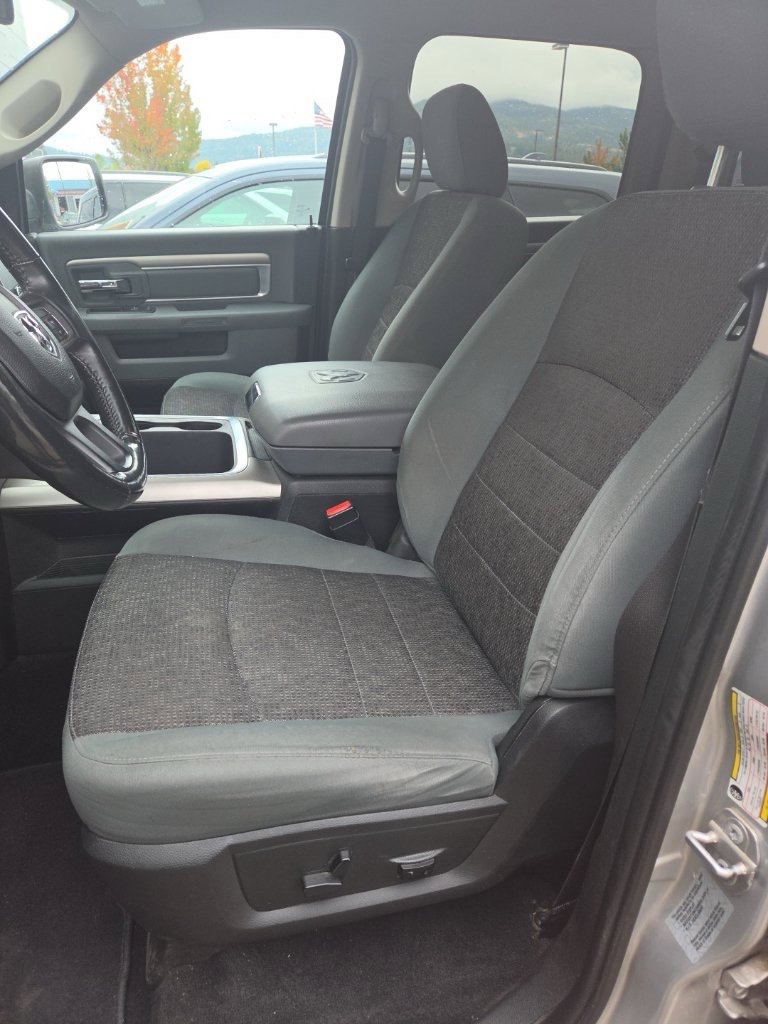 Used 2017 RAM 2500 Big Horn AWD/4WD image 7