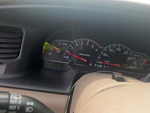 Used 1999 Ford Windstar SE FWD image 15
