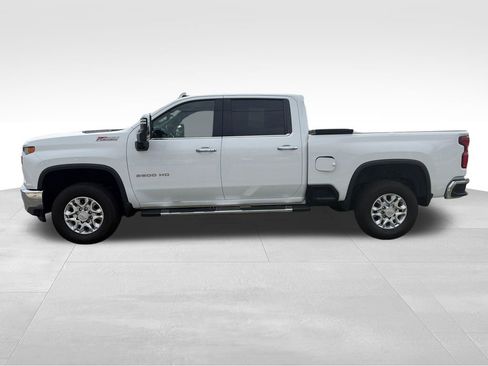 Used 2020 Chevrolet Silverado 2500 LTZ w/ LTZ Plus Package AWD/4WD image 2