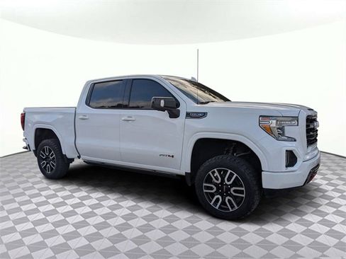 Used 2020 GMC Sierra 1500 AT4 w/ AT4 Premium Package image 2