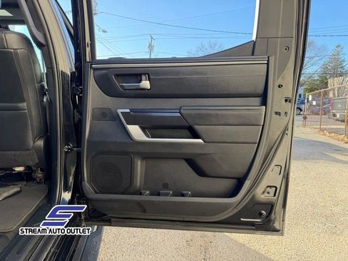 Used 2022 Toyota Tundra Platinum image 19