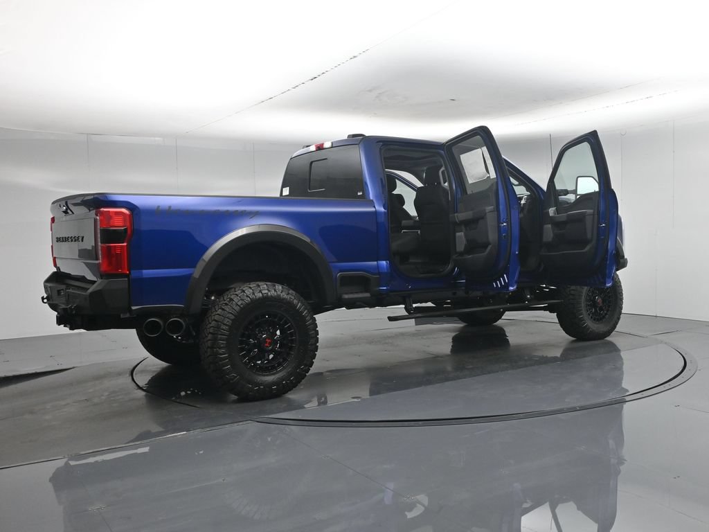 New 2026 Ford F250 Lariat w/ Black Appearance Package AWD/4WD image 5