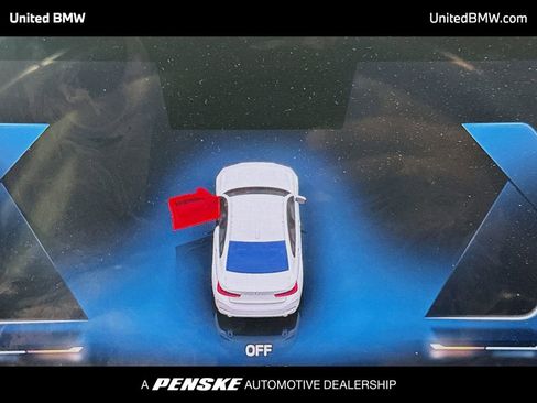 Certified 2023 BMW 330i Sedan w/ Premium Package image 7